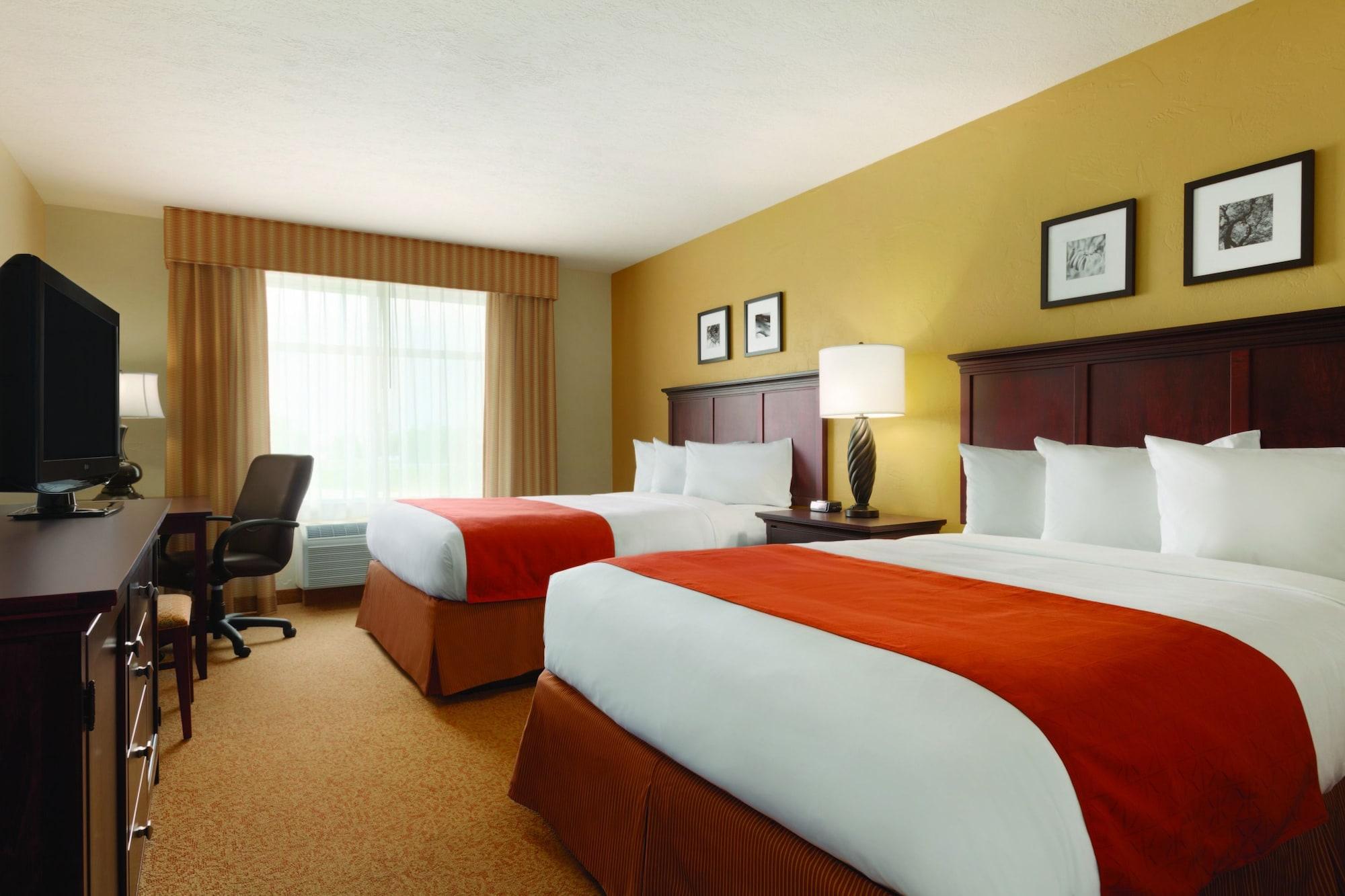 Country & By Radisson, Airport, Az Hotel 3*