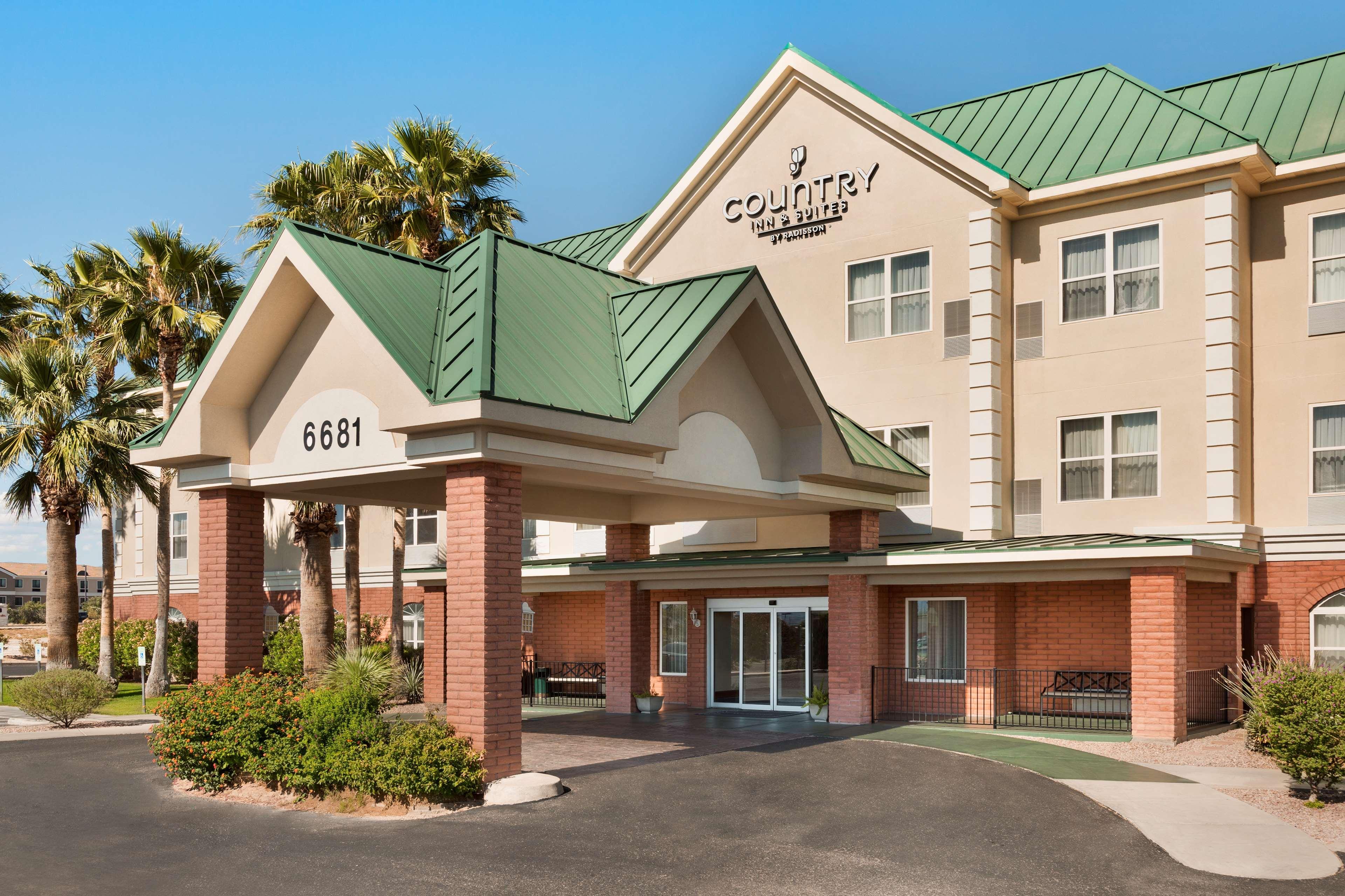 Country & By Radisson, Airport, Az 3* Tucson