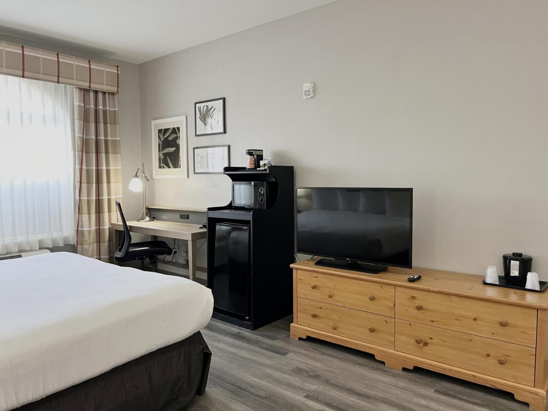 Country & By Radisson, Airport, Az 3* Tucson