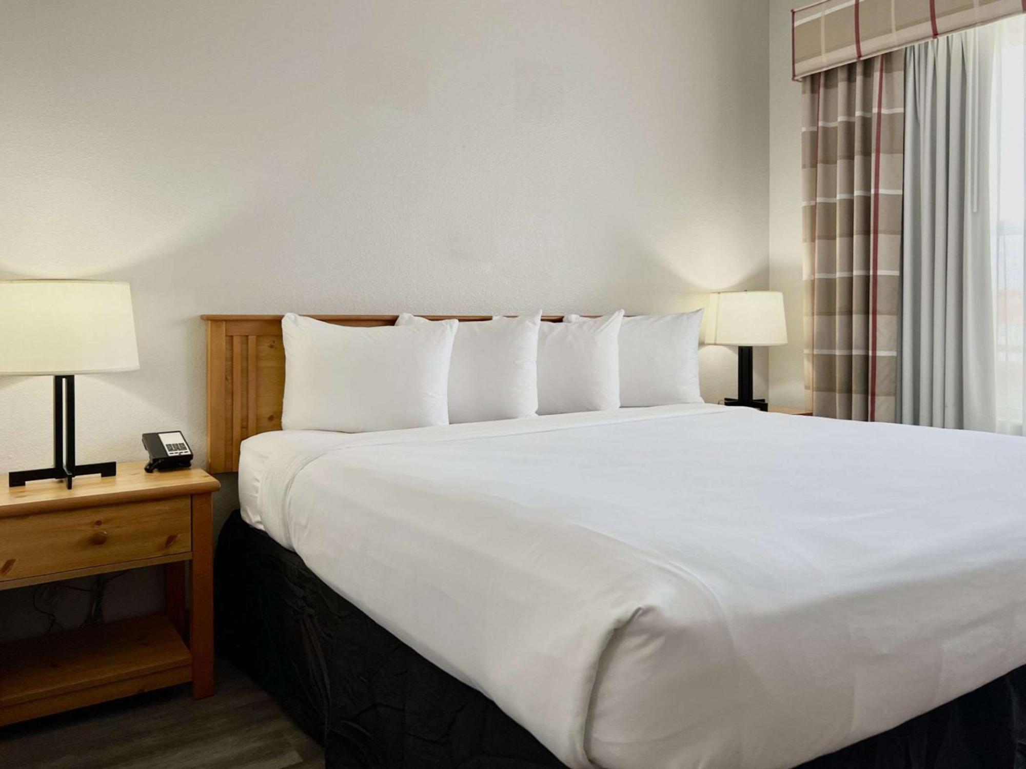 Hotel Country & By Radisson, Airport, Az