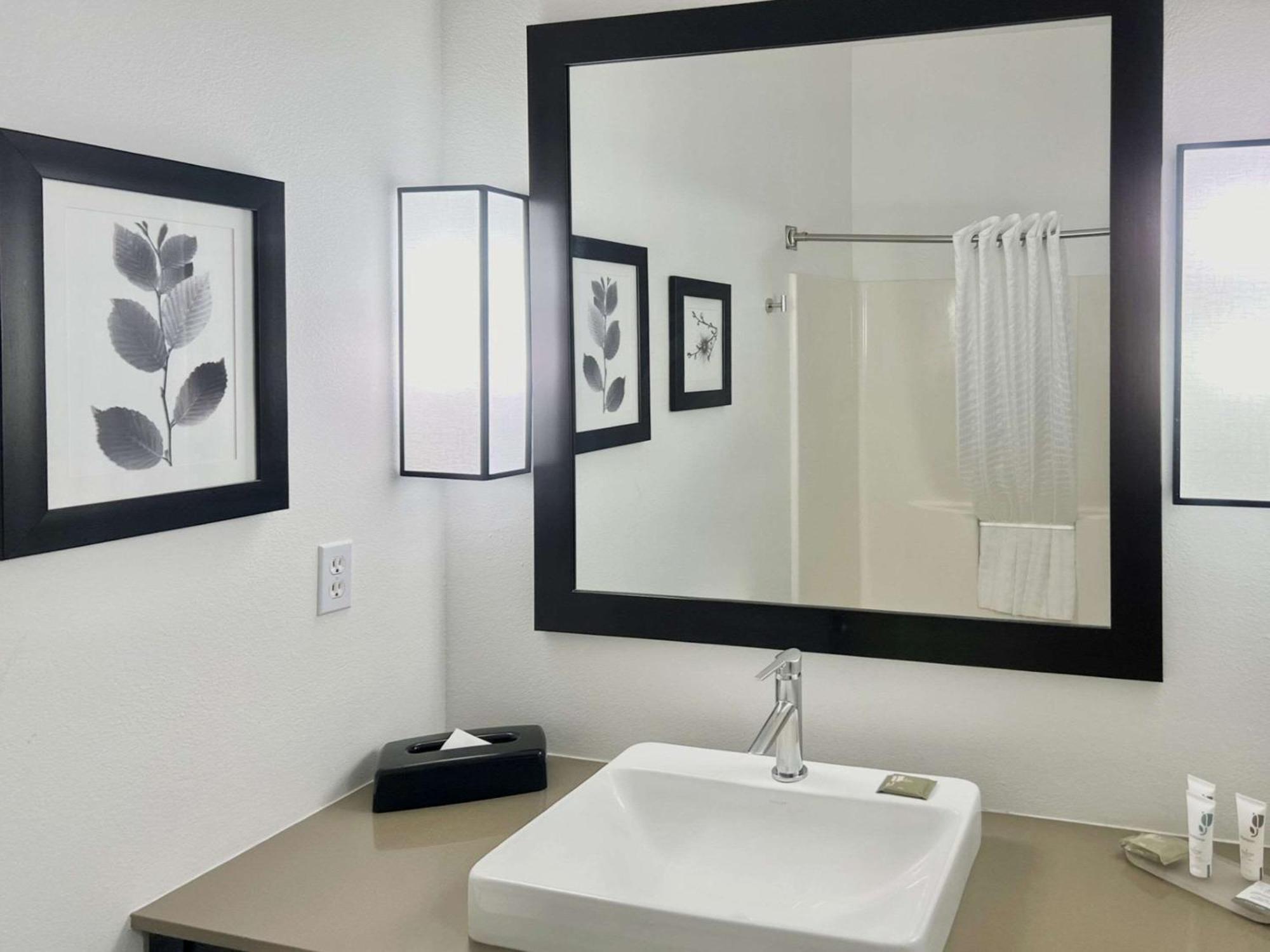 Hotel Country & By Radisson, Airport, Az Tucson